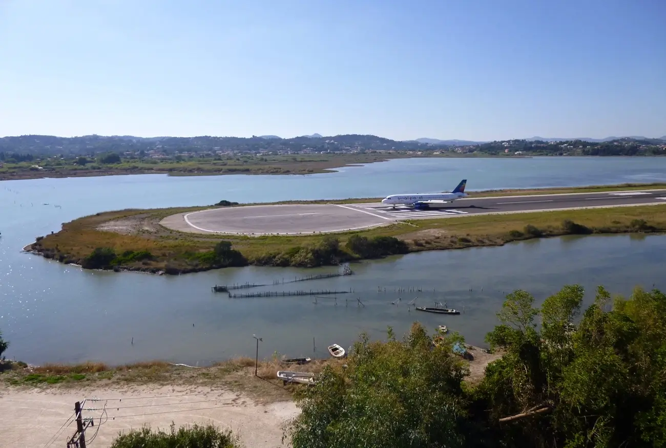 korfu Flughafen gefährlich